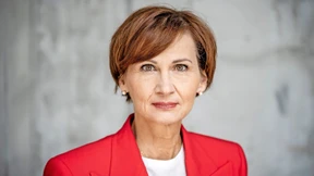 Bettina Stark-Watzinger kennt Forschung und Bildung