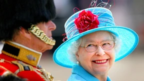 Königin Elisabeth II. feiert Hochzeitstag erstmals allein