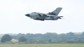 Eine Kampfpilotin ist normal gestrickt