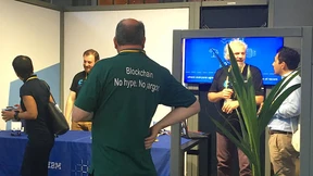 Wie Blockchain die Meere von Plastikmüll säubern soll