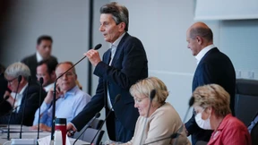 Als sei nichts geschehen