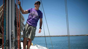 Franzose schwimmt 9000 Kilometer durch Pazifik