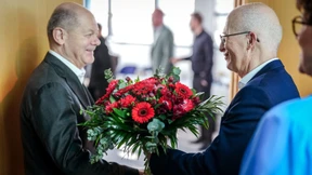 Sieger, wohin man blickt