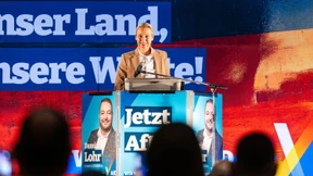 Bei „Remigration“ bekommt Alice Weidel Liebesbekundungen