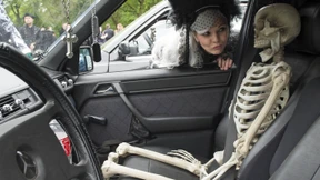 Zwischen Skeletten und Mozart-Requiem 