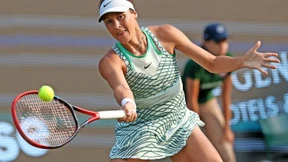 Rastlos auf dem Rasen unterwegs