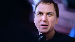 Lars Eidinger verletzt Zuschauerin mit Degen