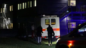 Bürgermeister sagt „lückenlose Aufklärung“ der Bluttat in Asylheim zu