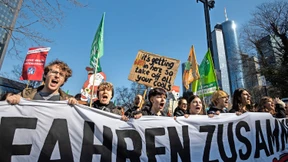 Fridays for Future und Verdi marschieren vereint