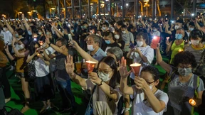 Wie die Pandemie die Demokratie weltweit schwächt