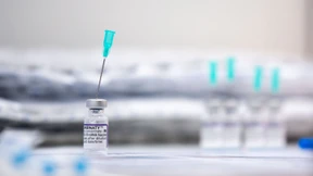 Müssen Biontech und Astra-Zeneca Schadenersatz zahlen?