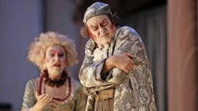 Geld, Liebe und Intrigen