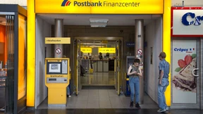 Der Verkauf von Briefmarken reicht nicht