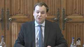 Johnson-Kritiker will zur Polizei gehen