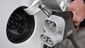 Seehofer will die Kaufprämie für Elektroautos