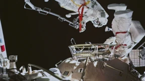 Kosmonautin absolviert als erste Chinesin Weltraumspaziergang