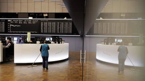 Die Präsenzbörse stemmt sich gegen ihren Tod