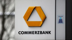 Commerzbank will Ältere halten