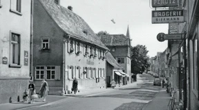 Geburtstagsfeier für das verhinderte Zwiebackhausen