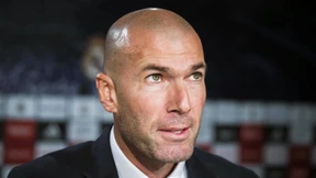 Der Zauberer neben dem Platz