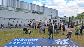 Tesla steckt in neuen Nöten