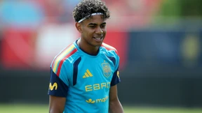 Spaniens Messi unter Druck