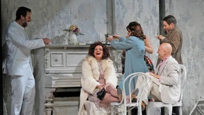 Singend sind sich die Russen einig