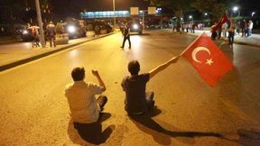 So lief der gescheiterte Staatsstreich gegen Erdogan ab