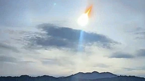 Je heller der Asteroid, desto seltener