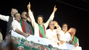 Demonstranten marschieren auf Islamabad zu