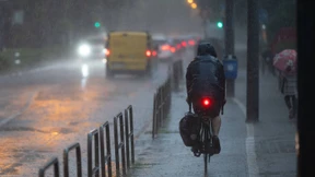 Viele Wolken und leichte Schauer in Hessen erwartet