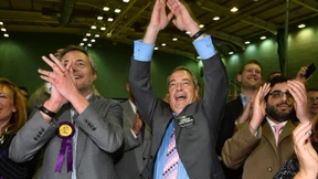 EU-Kritiker führen Cameron vor