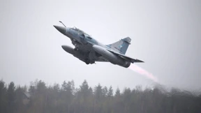 Frankreich erwägt Luftschläge gegen IS