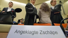 Neuer Anwalt - aber Zschäpe schweigt weiter