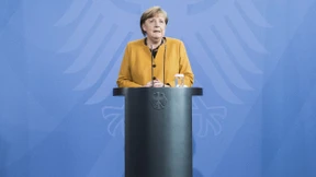 Angela Merkel erhält höchstmöglichen deutschen Verdienstorden