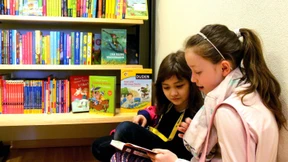 Bücher sind nicht alles