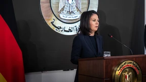 Baerbock: „Wir brauchen mehr humanitäre Pausen“