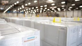 Zum zweiten Mal werden Gewinn- und Umsatzprognose erhöht