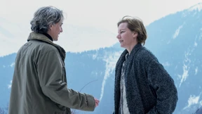 Toter Mann im Schnee