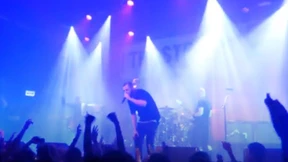 „Weak Become Heroes (Live at Melkweg Max, Amsterdam)“