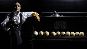 Rabenschwarze Unendlichkeit