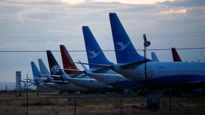 Risse an einigen Boeing-737-Maschinen