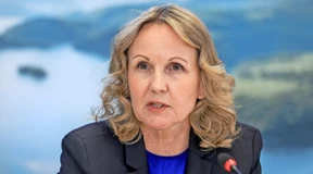 Lemke verschleppt den Bürokratieabbau