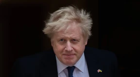 Johnson wendet sich an Russen – teilweise auf russisch