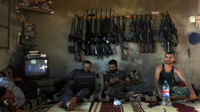 Wichtigstes Rebellenbündnis stimmt Waffenruhe zu 