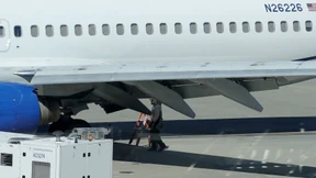 Wieder verliert ein Boeing-Flugzeug ein Stück der Rumpfabdeckung