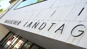 Linke kritisiert Vorschlag zum Umgang mit Verfassungsfeinden