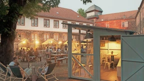 Essen, trinken, Musik hören