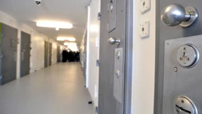 Fünf Verletzte nach Feuer in Gefängniszelle