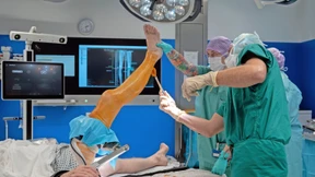 Teurer Griff zum Skalpell